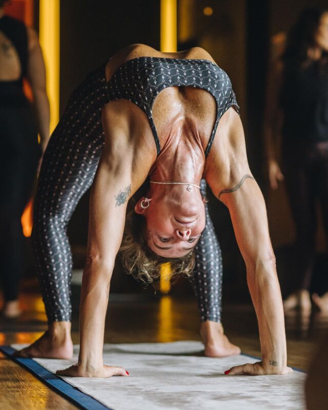 Samyama - O Hatha yoga é um dos tipos de Yoga que existe, sendo uma das  técnicas dessa prática milenar oriental. O hatha yoga tem sua ênfase nos  asanas (posturas) e pranayamas (
